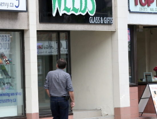WEEDS Glass & Gifts Dispensary